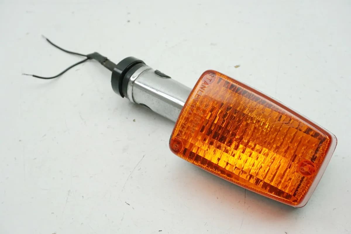 HONDA GL 500 PC02 SILVER WING Blinker rechts hinten Turn Signal