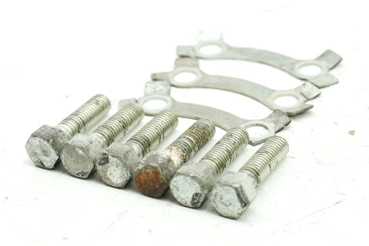 YAMAHA XV 535 2YL VIRAGO Schrauben für Bremsscheibe vorn Abstandshalter