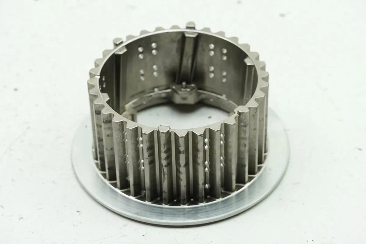 DUCATI MONSTER 696 ABS M5 Kupplungskorb innen Nabe Kupplung Halter NUR 1626km