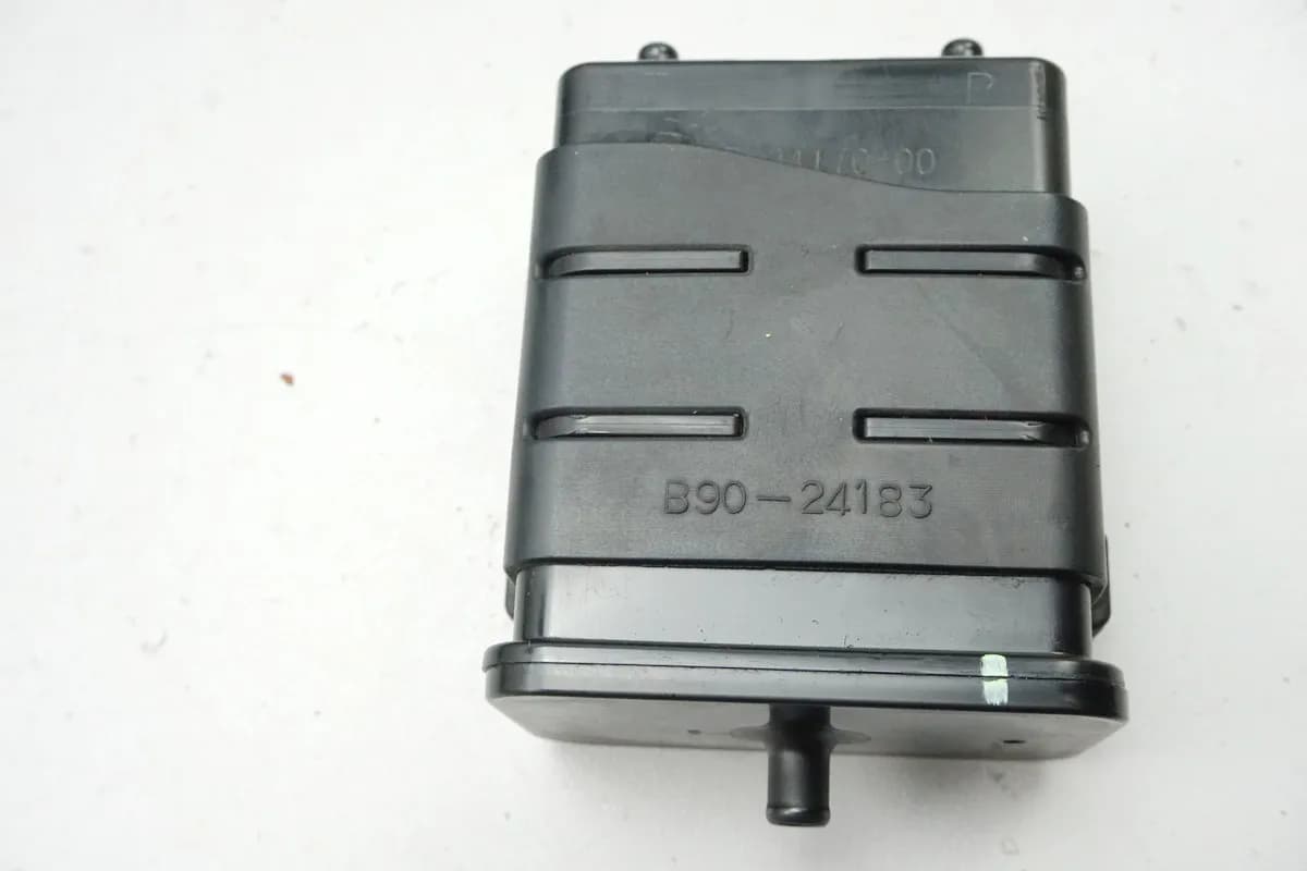 YAMAHA XSR 900 RN43 Aktivkohlefilter 2CR-24170-00 Kanister Tank