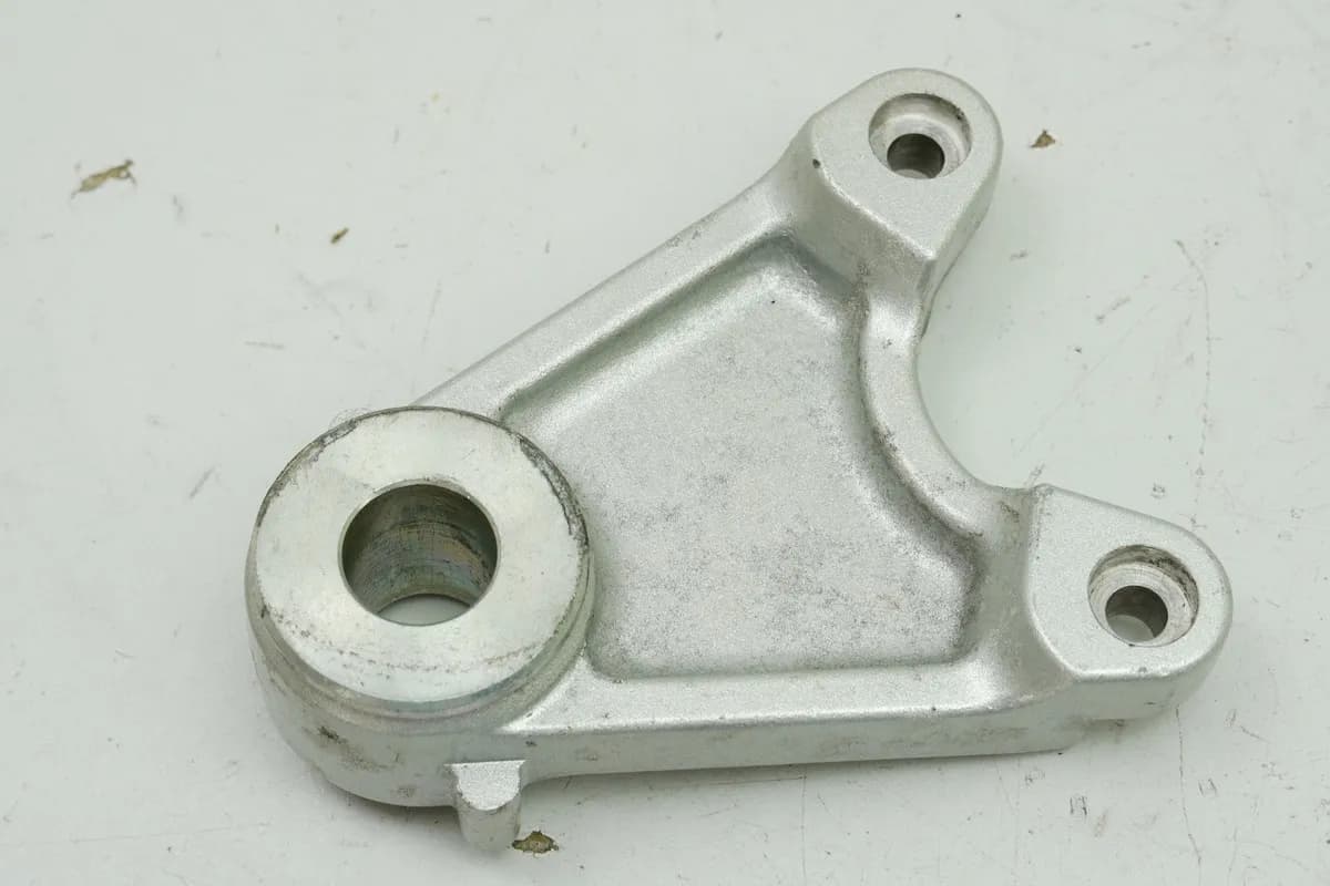 KAWASAKI ZZR 1100 D ZXT10D Ankerplatte Halter Bremssattel hinten NUR 7932km