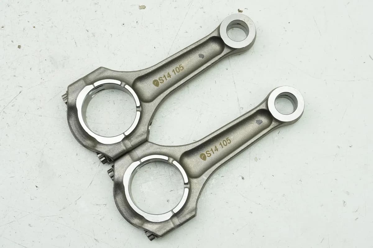 DUCATI MONSTER 696 ABS M5 Pleuel Pleuelstange Pleul (für Motor) NUR 1626 km