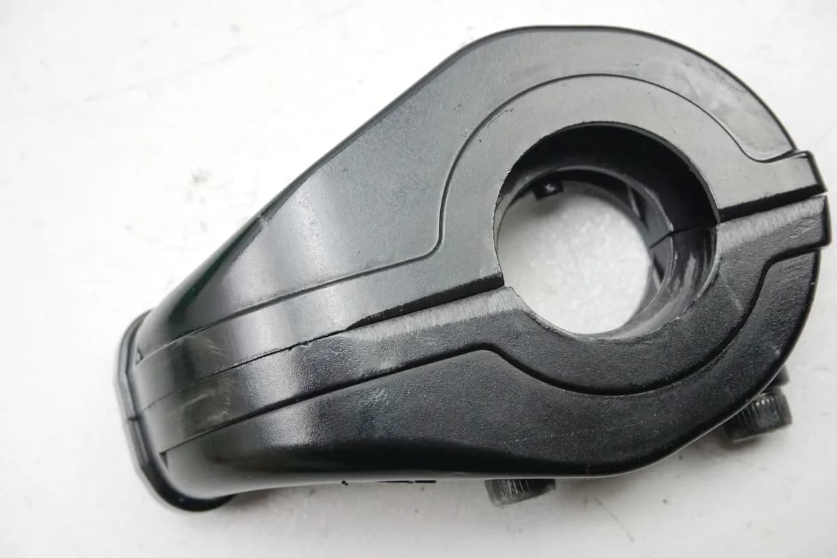 YAMAHA XSR 900 RN43 Umlenkrolle Gasgriff Halter Gehäuse