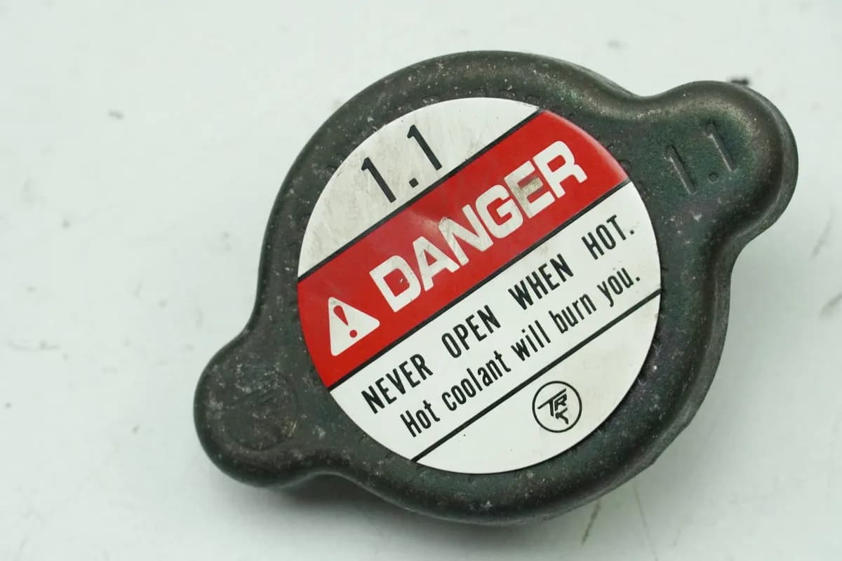 Honda CBR 900 SC28 Kühlerdeckel Deckel Kühler Cover Verschluß 92-95