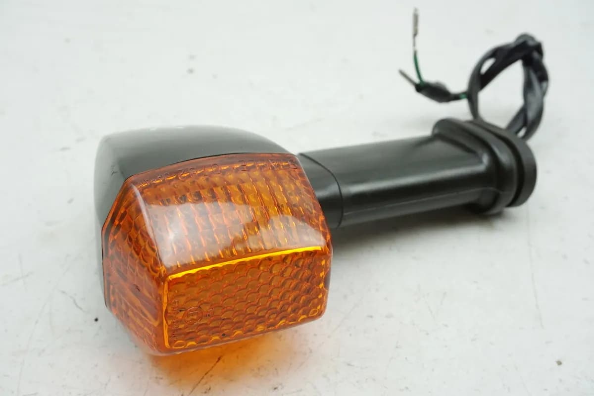 KAWASAKI GPZ 1100 ZXT10E Blinker links hinten Turn Signal