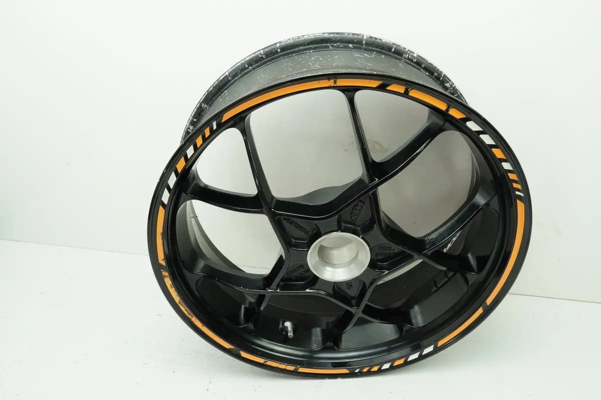 KTM 1290 SUPERDUKE R Felge hinten Hinterrad Hinterradfelge Wheel schwarz