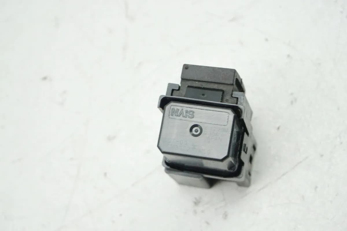 YAMAHA XSR 900 RN43 Relais Nais 1ST-81950-00