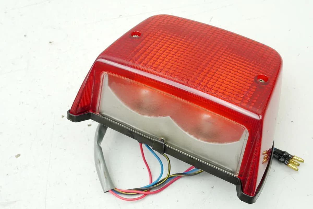 KAWASAKI EN 500 EN 500 A Rücklicht original Rückleuchte Lampe Rücklichtglas