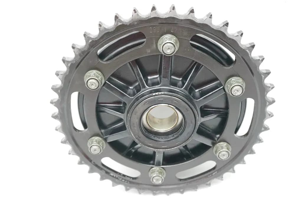 YAMAHA TDM 900 RN08 Kettenradträger Aufnahme Ritzel Kettenrad (für Felge)