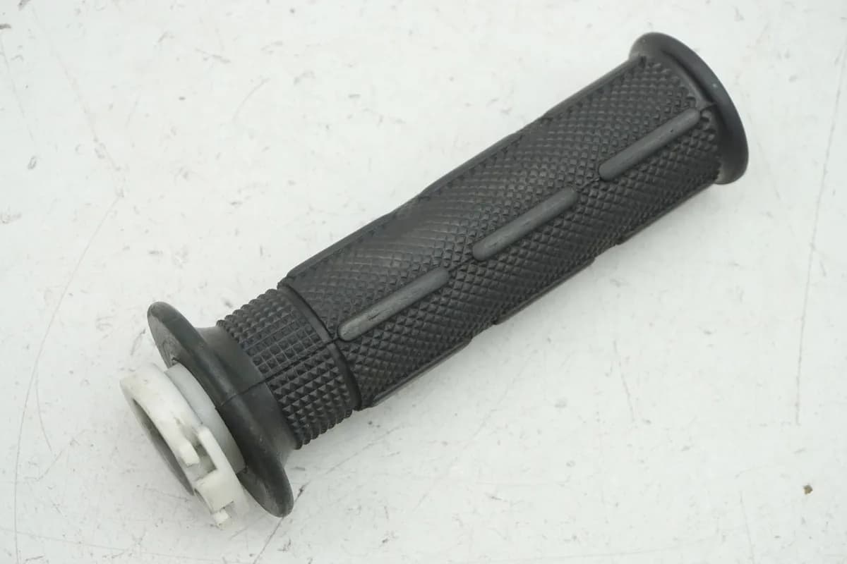 KAWASAKI GPZ 1100 ZXT10E Gasgriff Griff Griffgummi