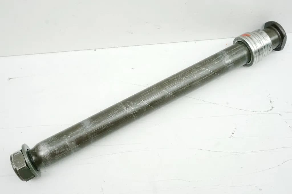 YAMAHA TDM 900 RN08 Steckachse hinten Achse Distanzhülsen Distanz (für Felge)