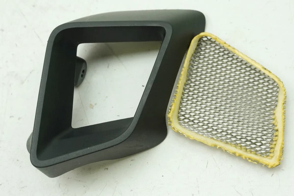 KTM 1290 SUPERDUKE R Abdeckung Gitter rechts Ansaugschnorchel Luftkkanal Cover