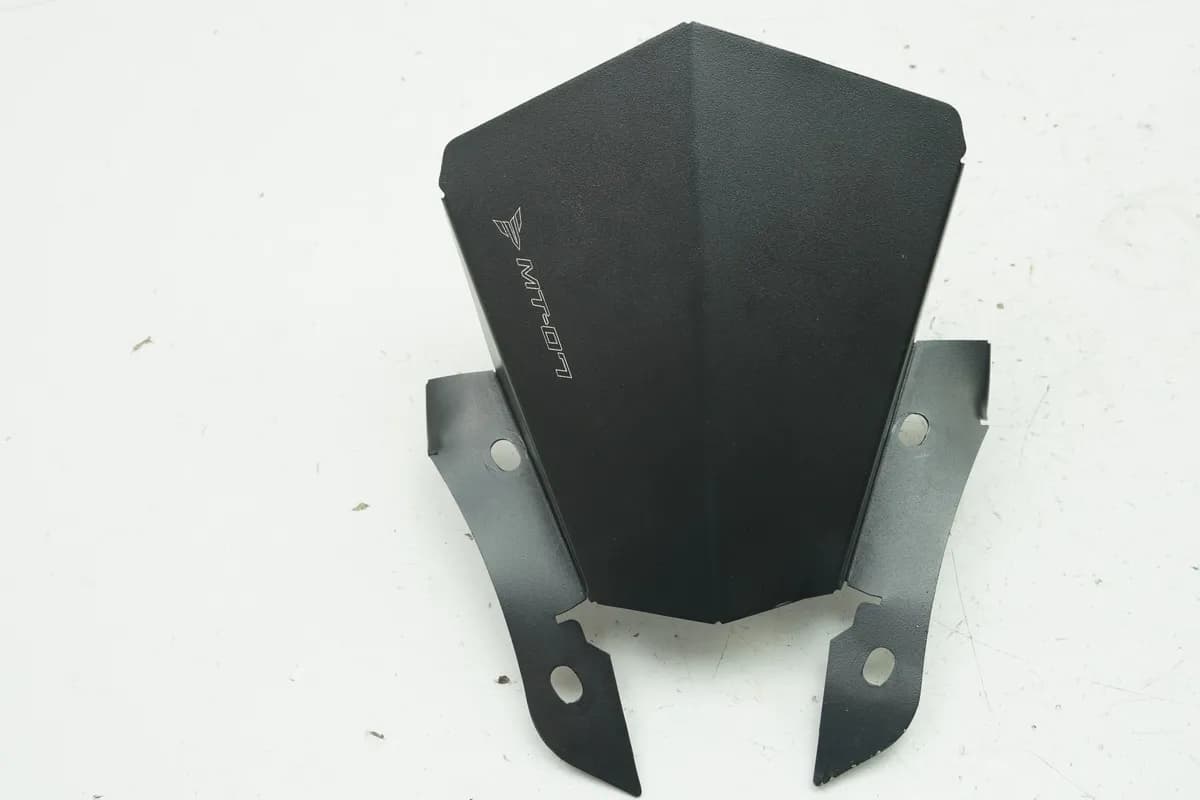YAMAHA MT07 RM04 Windschild Windschutzscheibe Alu schwarz Abdeckung Cover