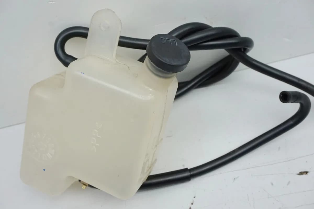 SUZUKI UH 125 BP BURGMAN K2-K6 Kühlmittelbehälter Kühler Ausgleichsbehälter