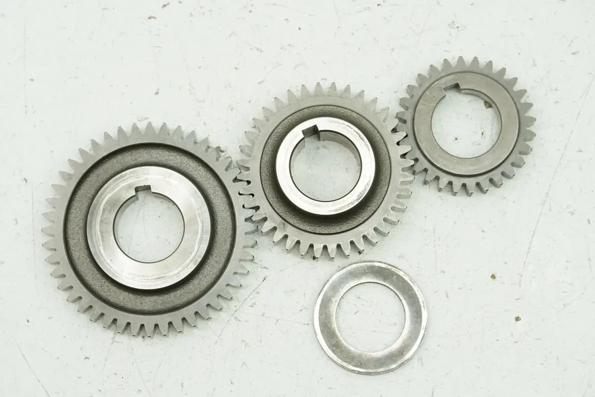 Aprilia Pegaso 650 660 Strada Zahnrad auf Kurbelwelle Antrieb Ölpumpe Kupplung