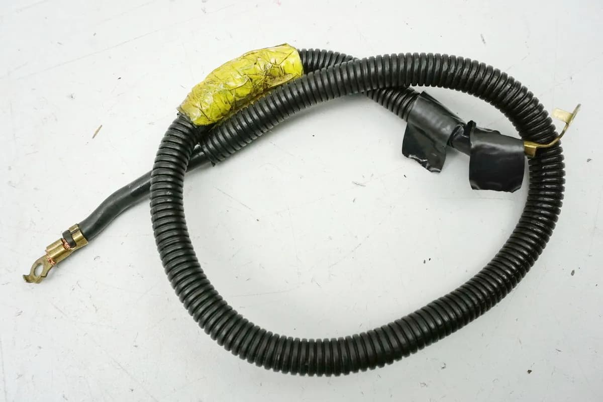 SUZUKI UH 125 BP BURGMAN K2-K6 Anlasserkabel Kabel Anlasser