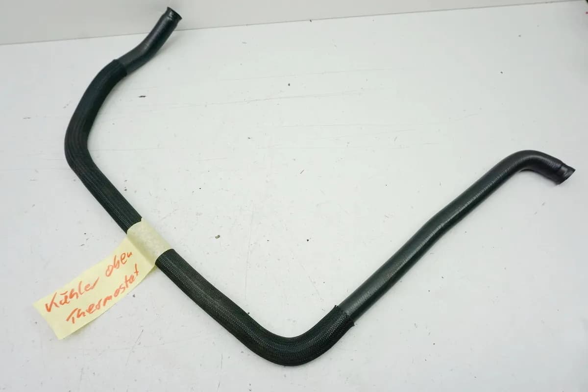 SUZUKI UH 125 BP BURGMAN K2-K6 Kühlerschlauch Kühler oben --> Thermostat