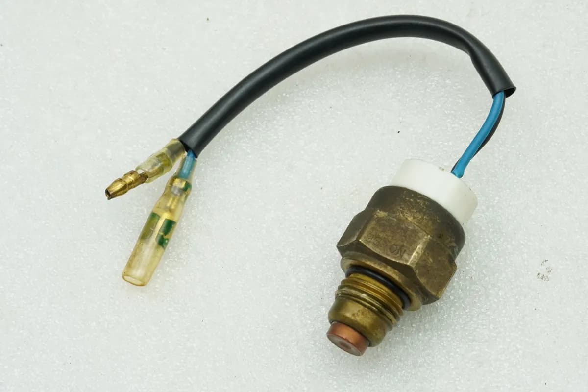 KAWASAKI EN 500 EN 500A Thermoschalter für Kühler Lüfter Gebläseschalter