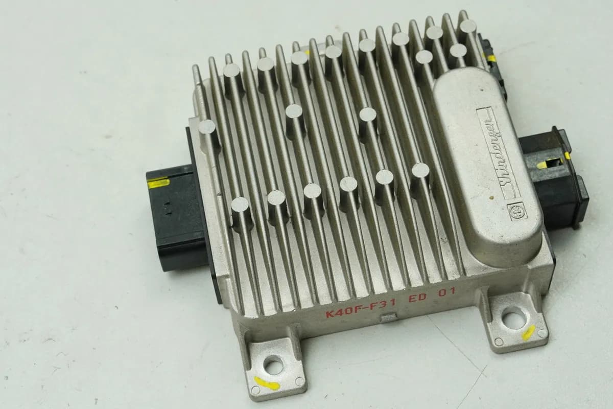 Honda NSS 125 AD JF69 Forza Steuereinheit Motor Steuergerät Motorsteuerteil