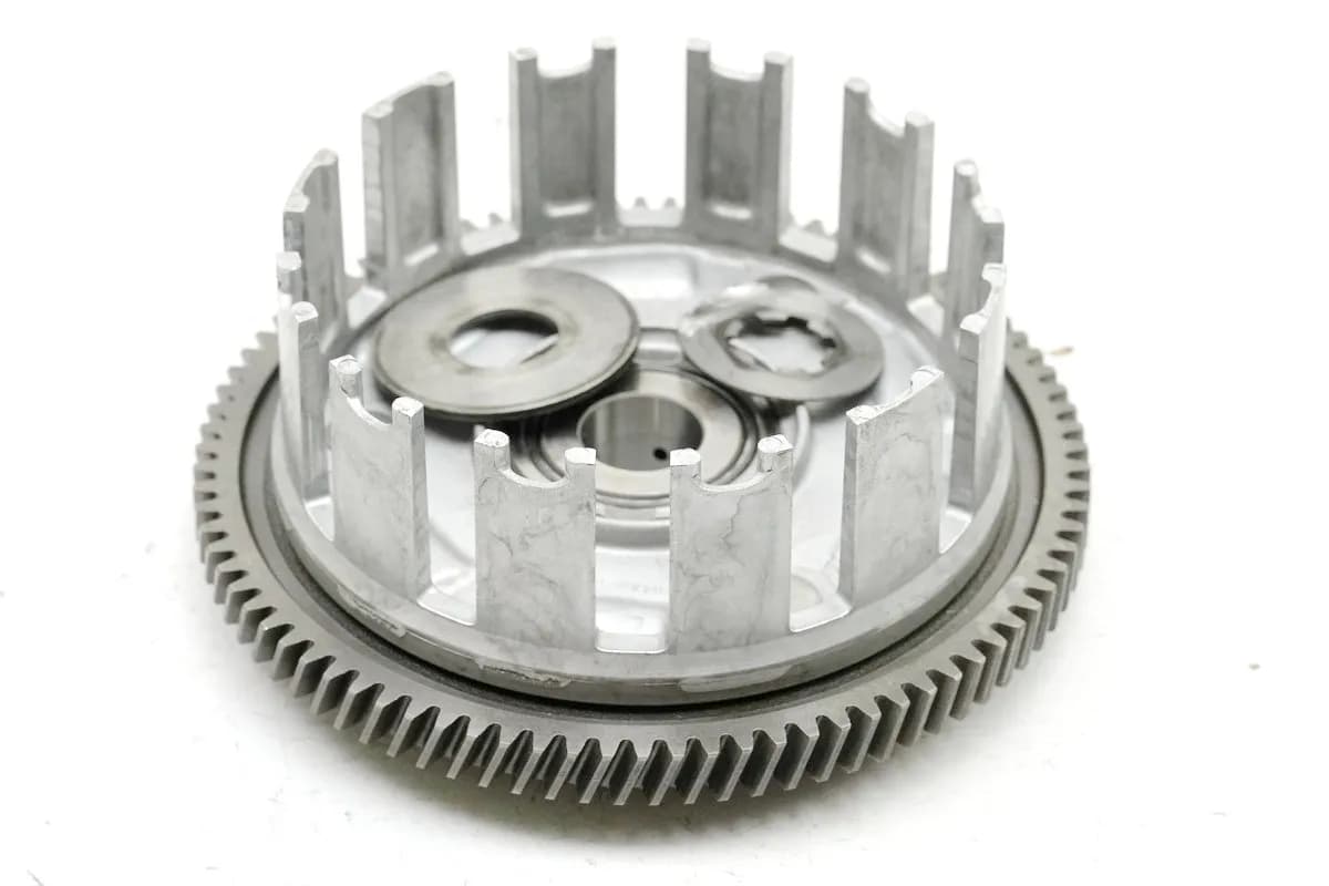 SUZUKI GSF 400 GK75B Bandit Kupplungskorb Kupplung Clutch Basket
