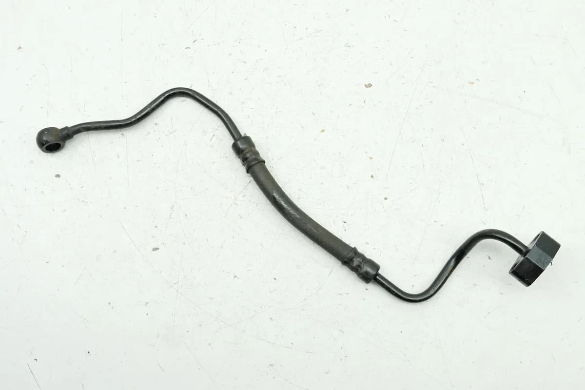 KYMCO ZING 125 RFBRF25AA Ölleitung rechts Ölkühler --> Motor Ölschlauch 8785 km