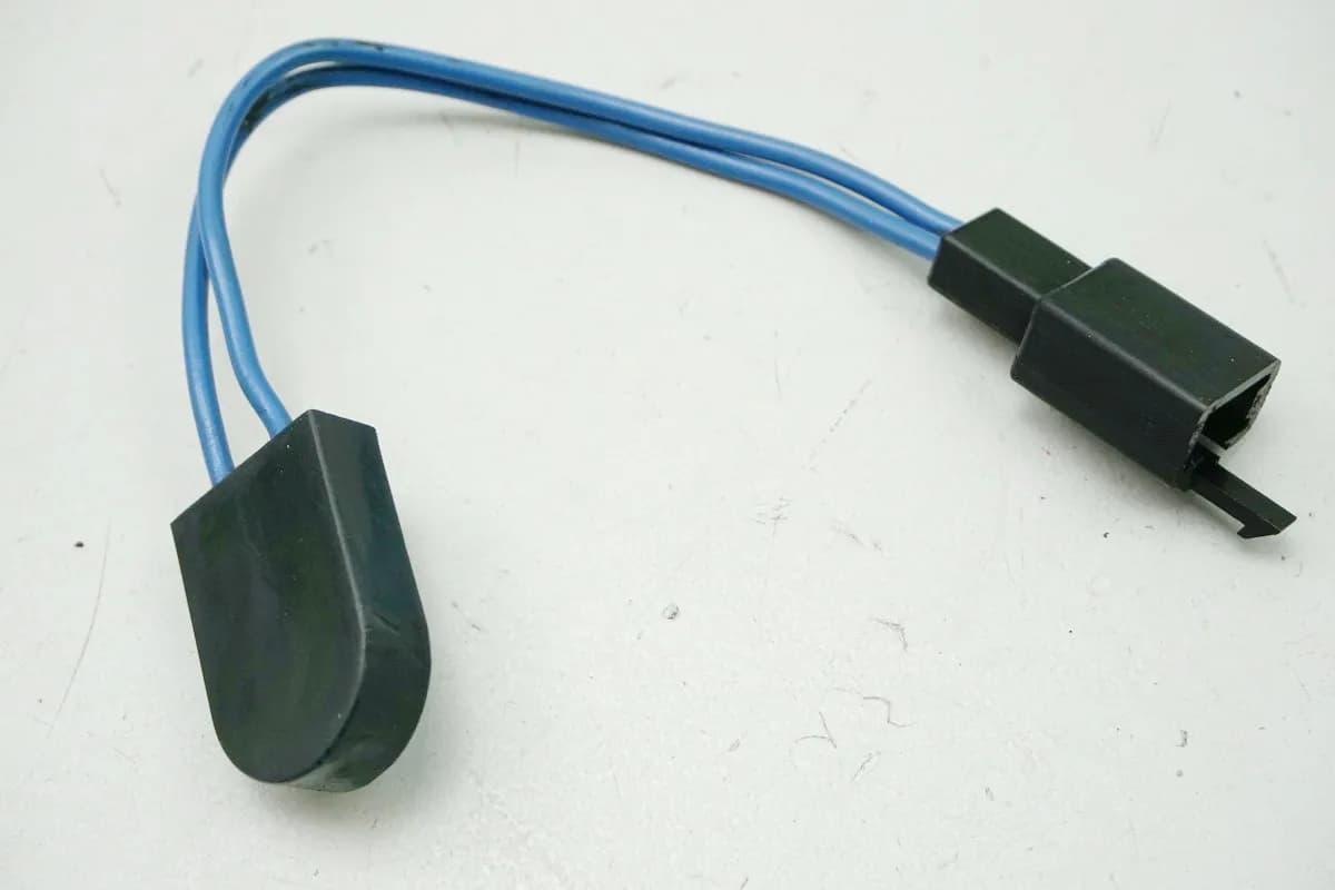 SUZUKI UH 125 BP BURGMAN K2-K6 Widerstand Sensor Relais