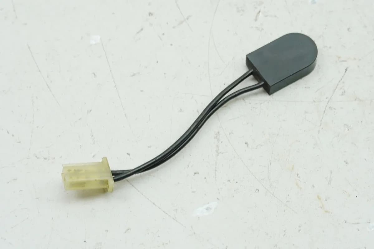 HONDA XR 125 L JD19 Schalter Thermostat Thermoschalter