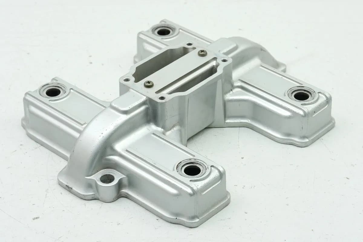 SUZUKI GS 500 E GM51B Ventildeckel für Zylinderkopf Cover Motor Motordeckel