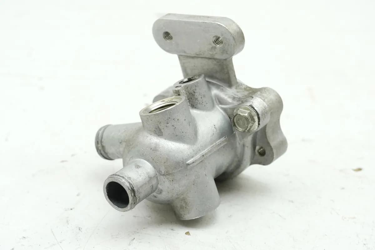 SUZUKI GSF 400 GK75B Bandit Thermostat Thermostatgehäuse