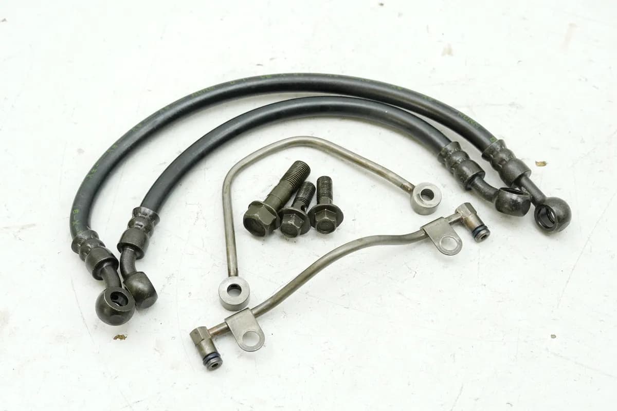 SUZUKI GSF 400 GK75B Bandit Ölleitungen für Motor Ölschlauch Oil Pipe