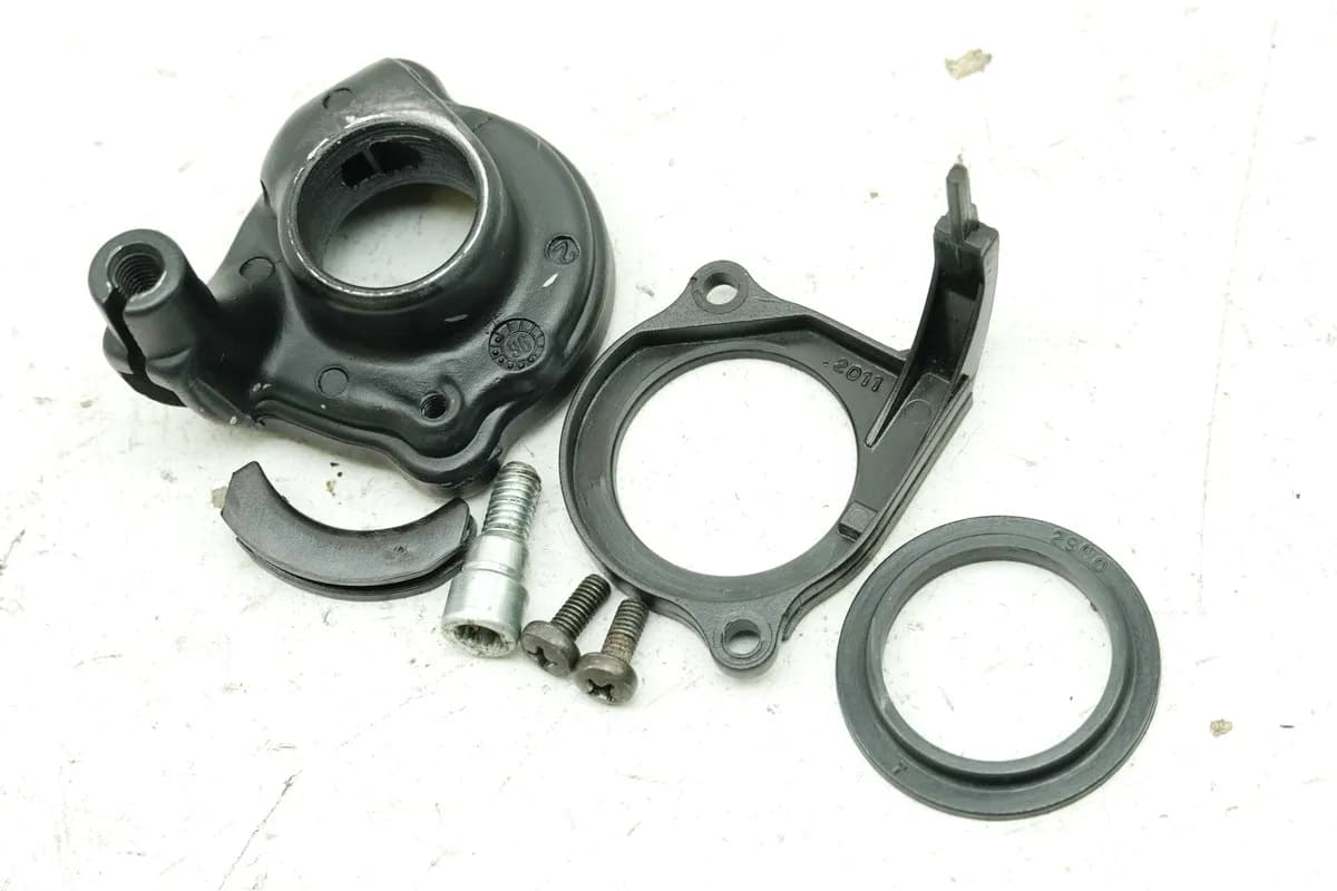 PIAGGIO SFERA 50 C01 Umlenkrolle Gasgriff Halter Gehäuse (für Gaszug)