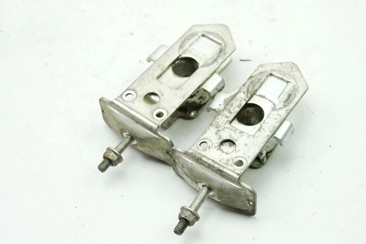 KYMCO ZING 125 RFBRF25AA Kettenspanner Paar (für Schwinge Felge) NUR 8785 km