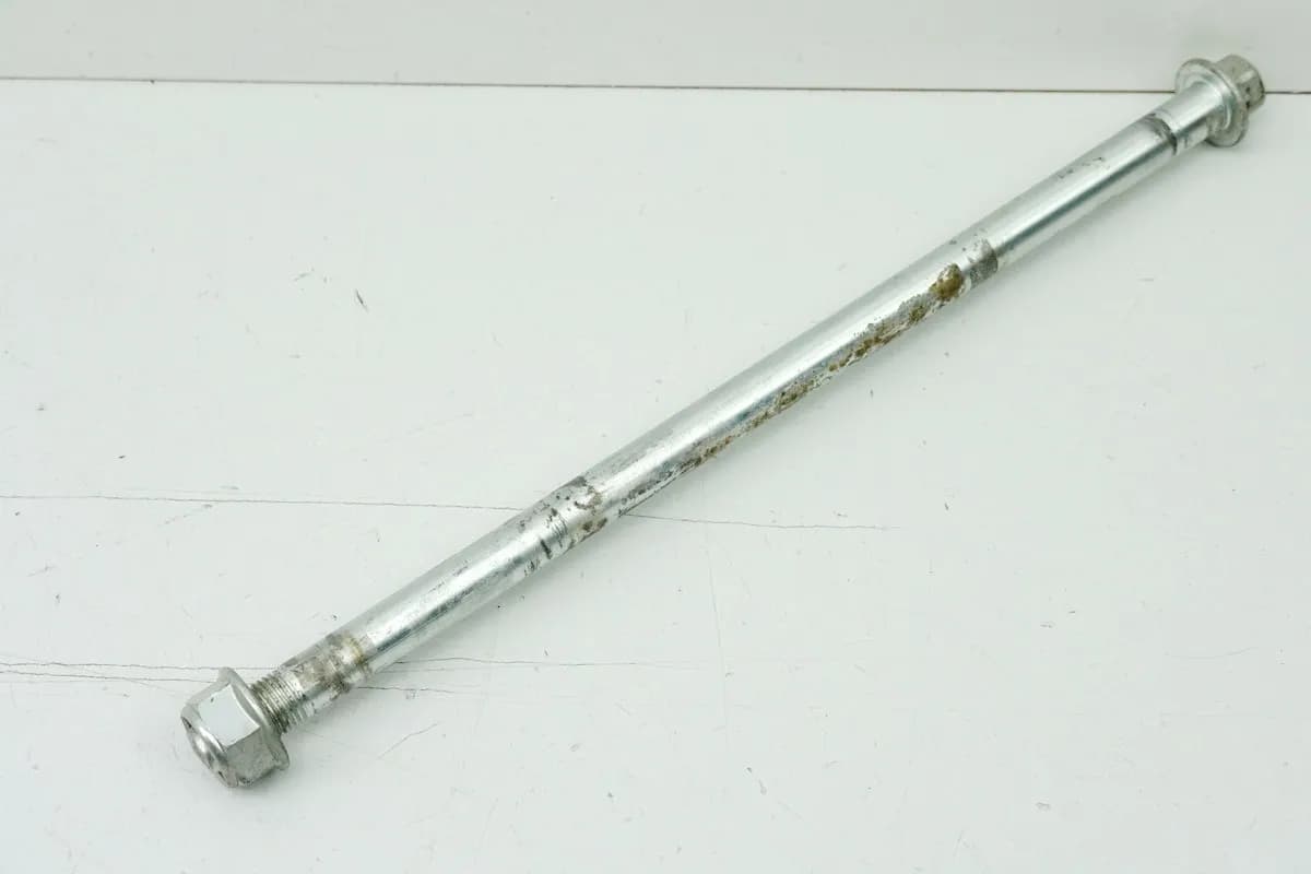 KYMCO ZING 125 RFBRF25AA Schwingachse Achse Schwinge (für Rahmen) NUR 8785 km