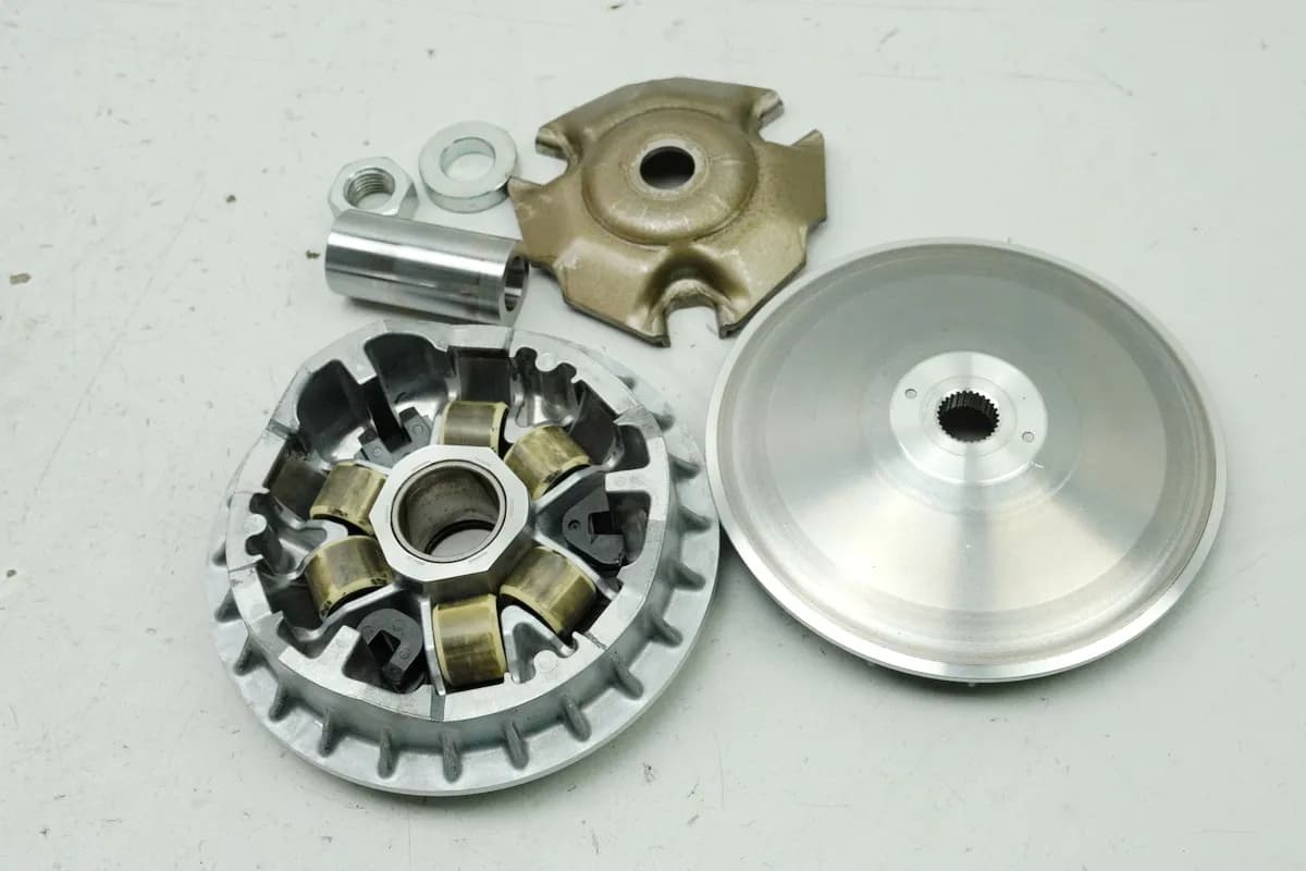 Honda NSS 125 AD JF69 Forza Variomatik original Antrieb Vario (für Motor)