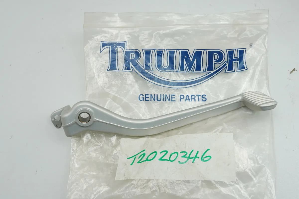 TRIUMPH TIGER 955i 709EN Bremspedal Fußbremspedal Bremshebel T2020346