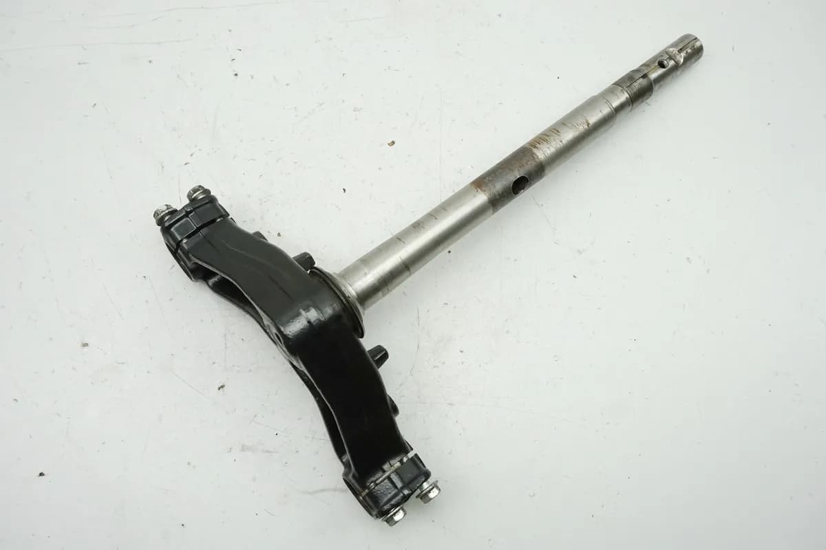 SUZUKI UH 125 BP BURGMAN K2-K6 Gabelbrücke Lenkkopf Gabeljoch