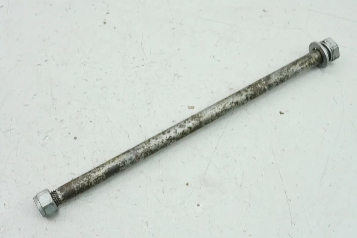 BMW F 650 GS E650G R13 Schwingachse Achse Schwinge (für Rahmen)