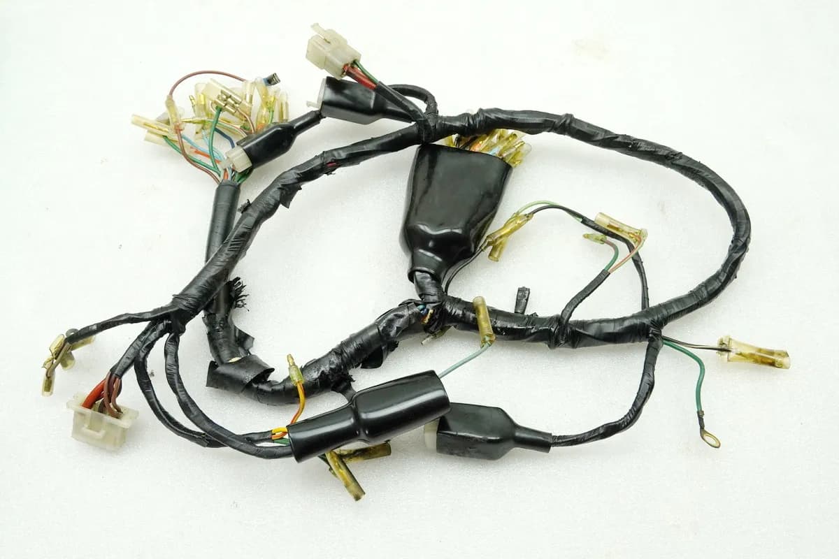 HONDA CB 250 G CB250G Kabelbaum Hauptkabelbaum Kabelstrang (für Motor) 74-77