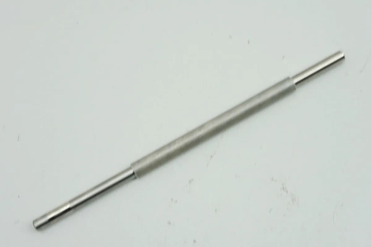 SUZUKI GZ 125 MARAUDER Druckstange für Kupplung Stift