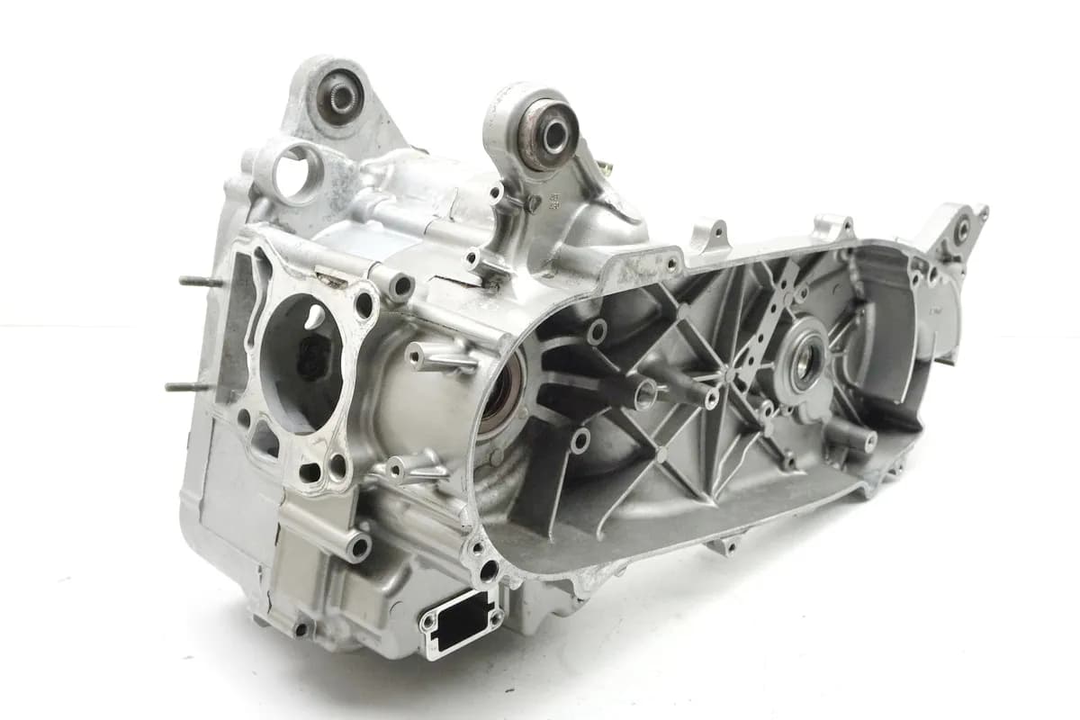 SUZUKI UH 125 BP BURGMAN K2-K6 Motorgehäuse Motorblock Crankcase (für Motor)