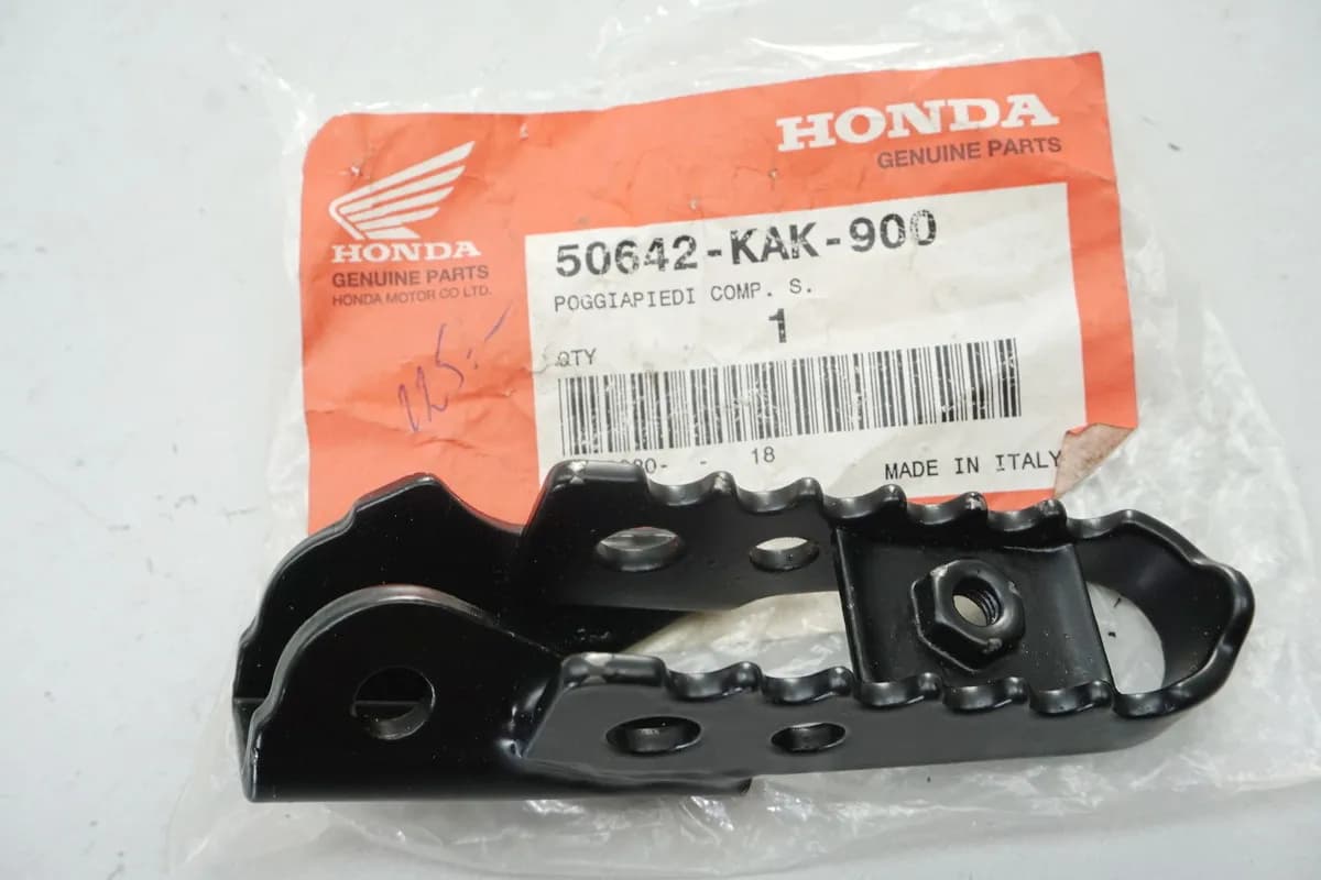 Honda Fußraste Fahrer links Footrest original 50642-KAK-900 CLR CRM - NEU