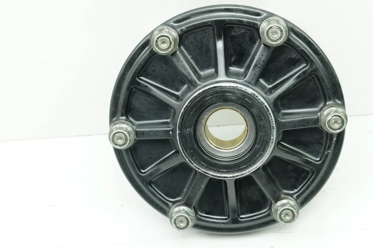 YAMAHA TDM 900 RN08 Kettenradträger Aufnahme Kettenrad Ritzel (für Felge)