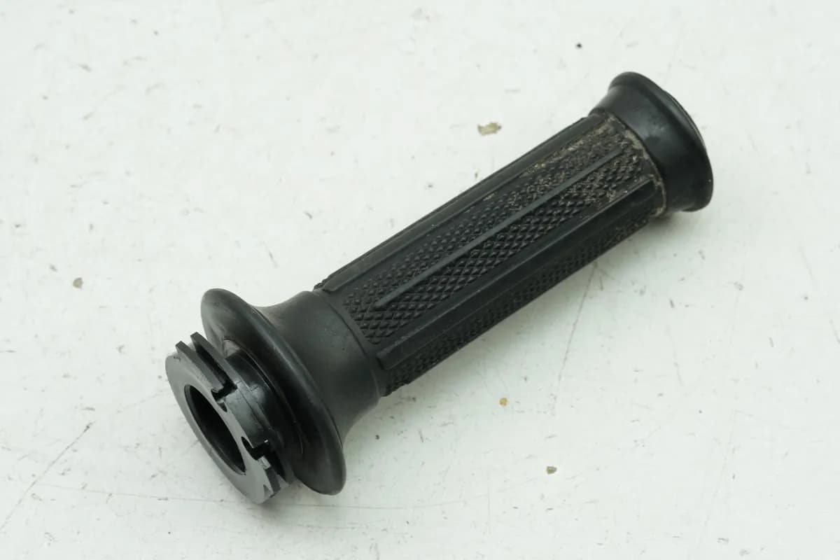 SUZUKI RG 80 GAMMA NC11A Gasgriff Griffgummi Lenkergriff