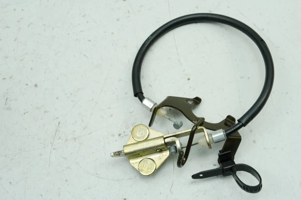 YAMAHA YZF 750 R 4FM 4HD HN Verschluß Sitzbank Öffner Seilzug Verriegelung