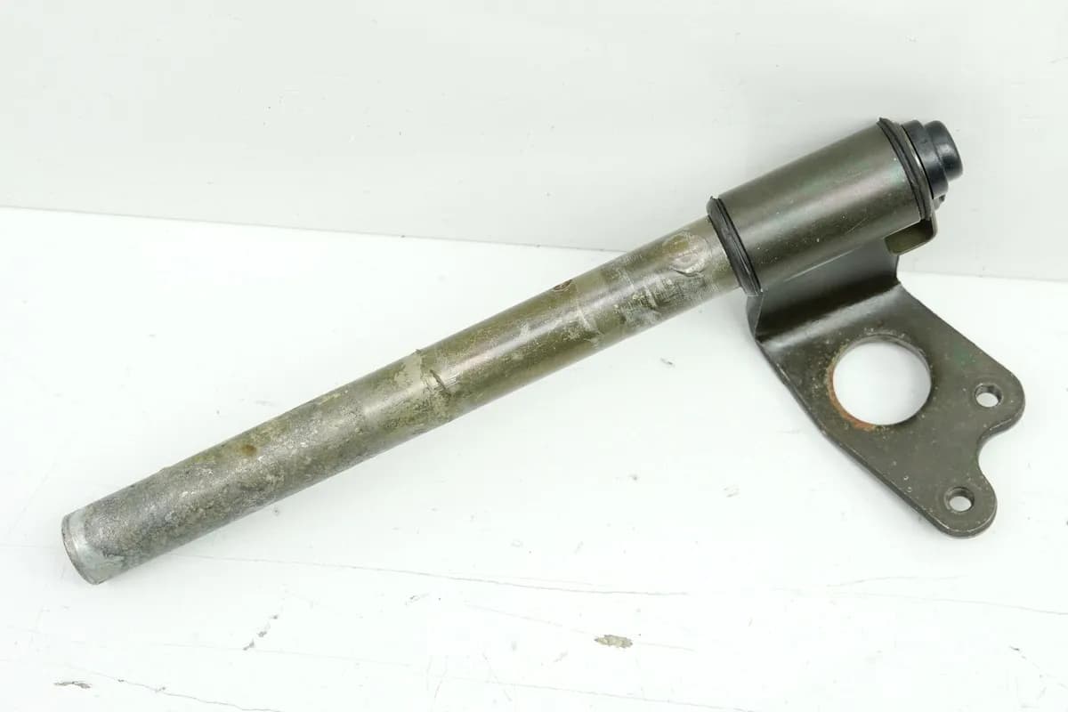 SUZUKI RG 80 GAMMA NC11A Lenkerstummel links Lenkrohr Halter