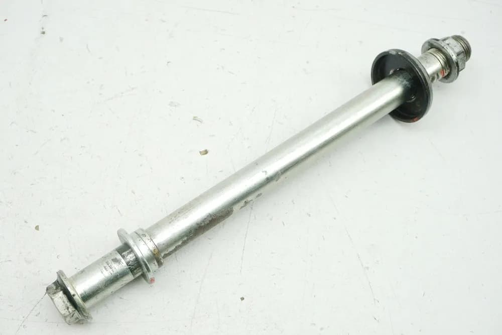 KAWASAKI ZX-6R ZX600F Schwingsteckachse Achse Schwinge Distanzhülse 95-97