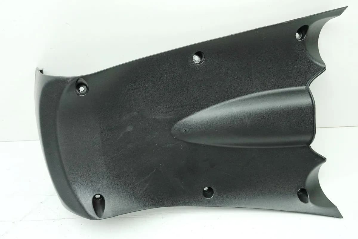 SYM Jet 4 50 AD05W8 Verkleidung Bug Bugspoiler Abdeckung Cover Blende NUR 781 km