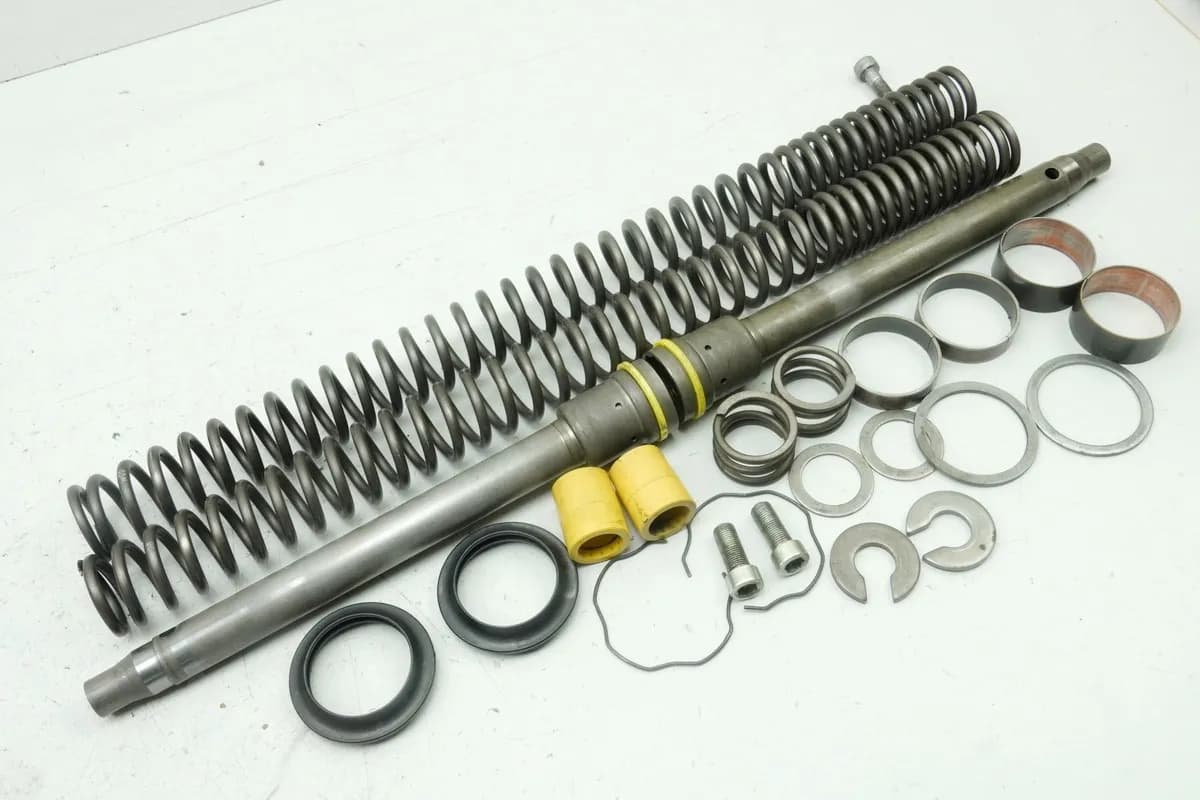 YAMAHA TDM 900 RN08 Gabel Innenteile Dämpfer Feder Kartusche Hülse für Standrohr