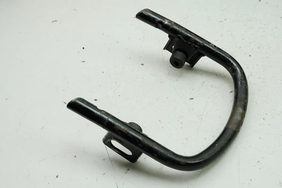 HONDA CB 250 G CB250G Heckrahmen Rahmenheck Strebe Halter Griff Heck 74-77