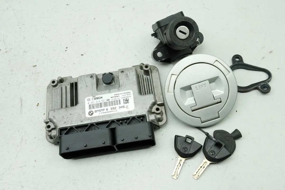 BMW R nine T Urban G/S 0J41 Schloßsatz Zündschloß CDI Steuerteil 2 Schlüssel